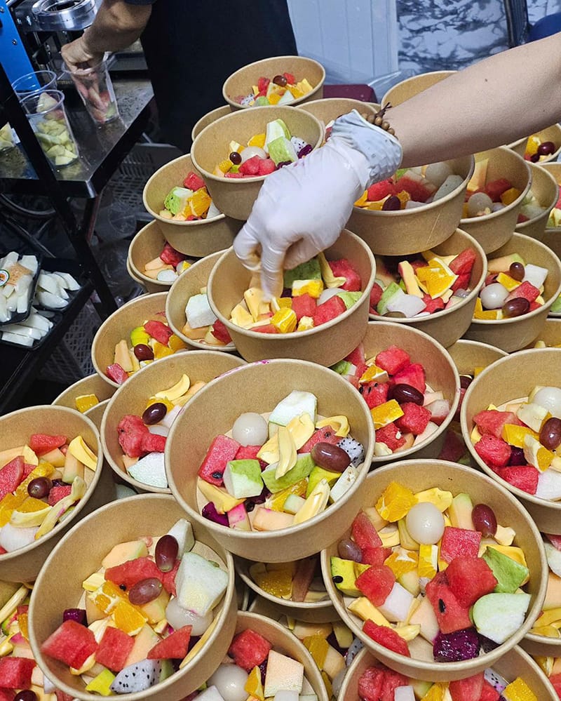 Trái cây cắt sẵn Quận 1 – Tươi ngon, an toàn, giao nhanh 2 trao cay cat san so che